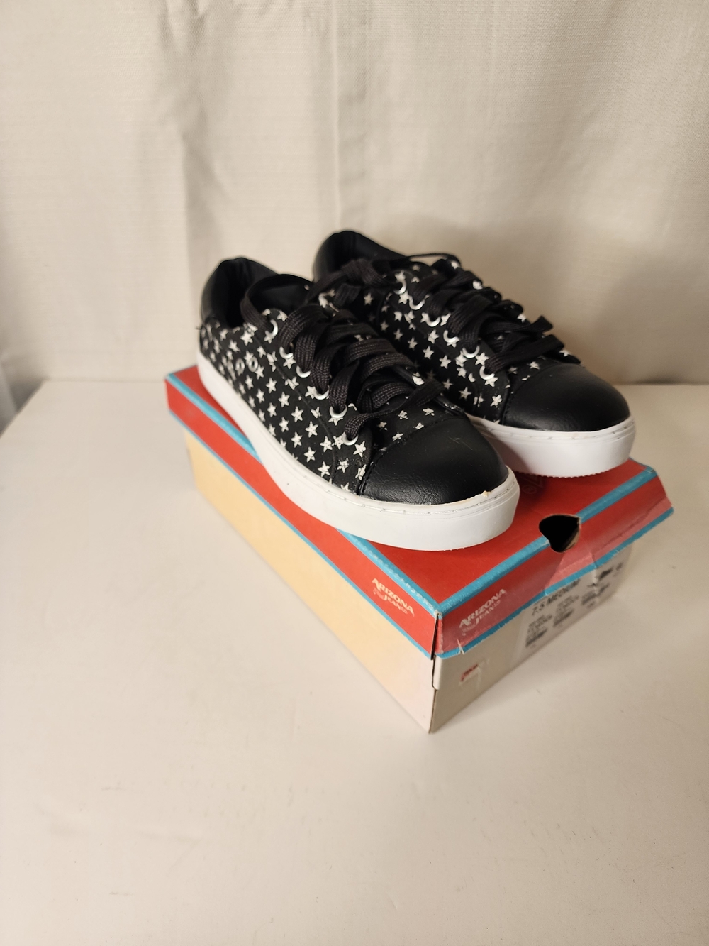 Arizona Jean Company Sneakers